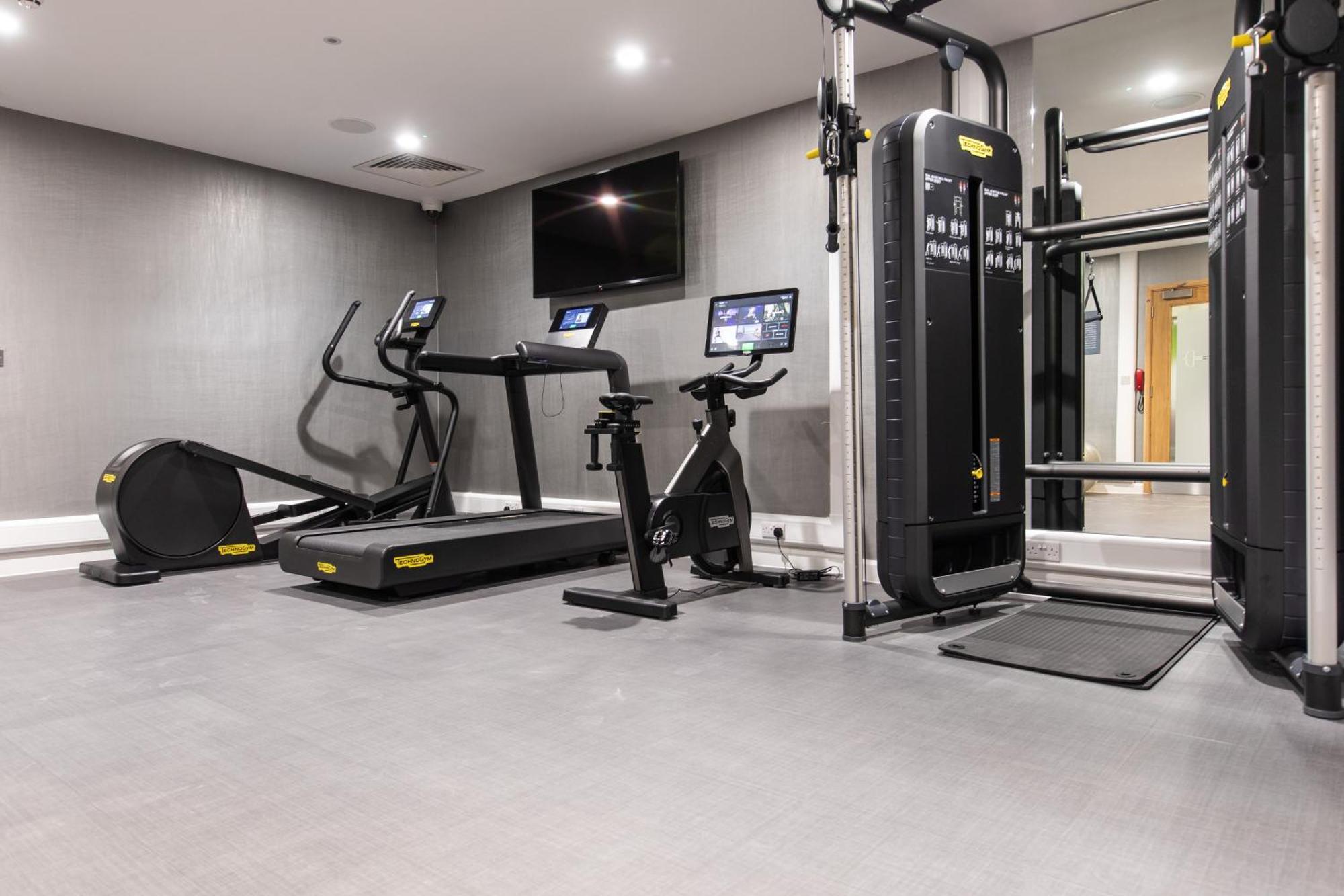 Holiday Inn Blackpool By Ihg Экстерьер фото