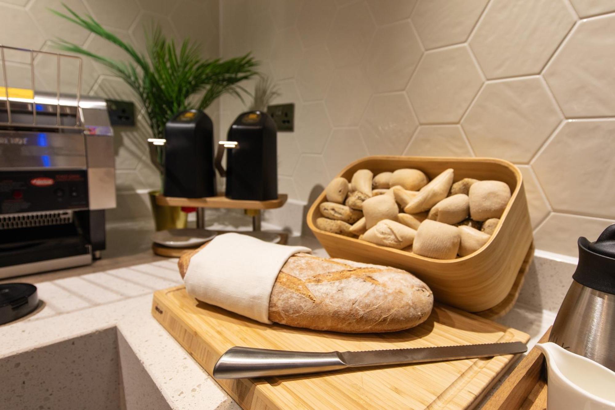 Holiday Inn Blackpool By Ihg Экстерьер фото