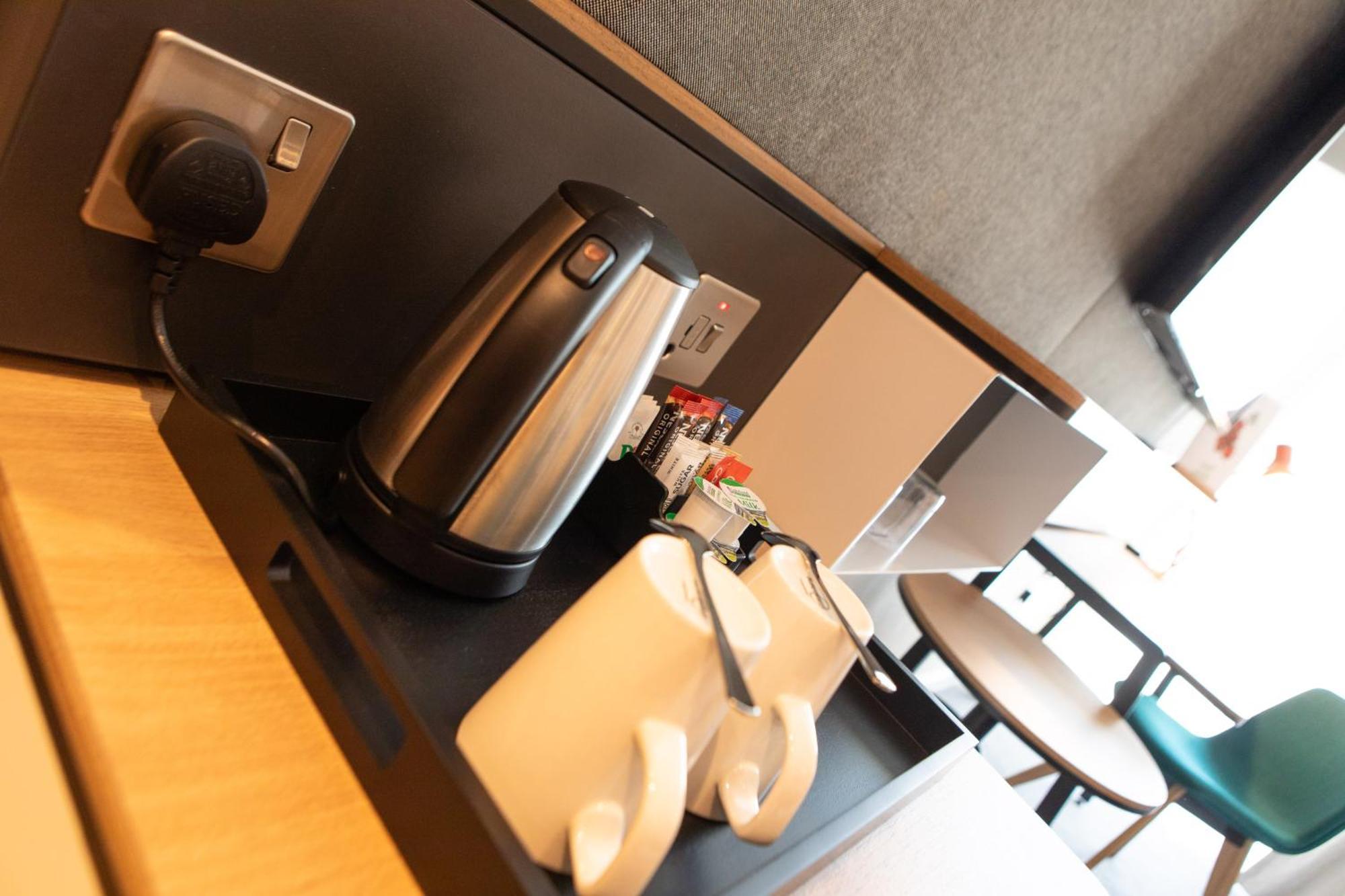 Holiday Inn Blackpool By Ihg Экстерьер фото